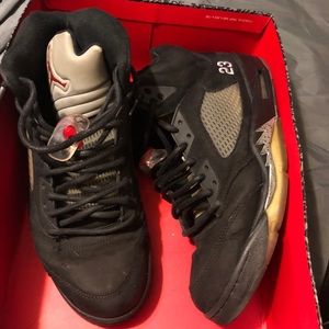 2011 Jordan Black metallic 5s used